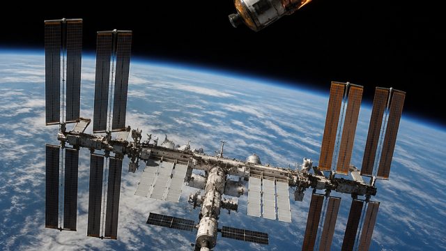 Concerns Rise Over NASA's Decommissioning of the International Space Station | jenis jenis kartu per