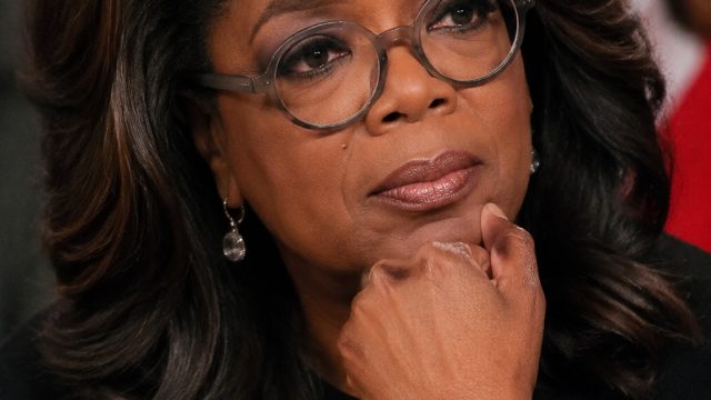 Oprah Reflects on Whitney Houston's Onstage Fall: A Heartfelt Moment