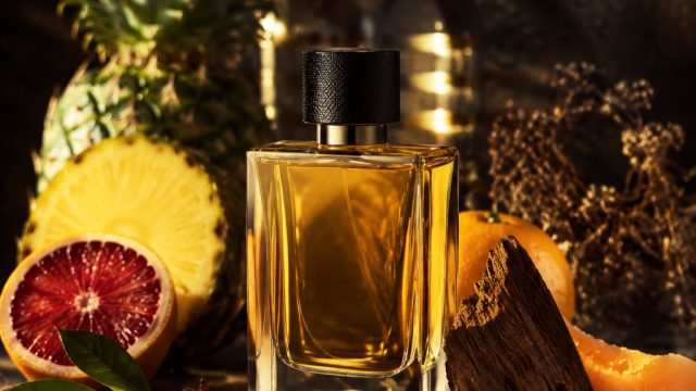 Discover the Hottest Men's Fragrances with a Fruity Twist | plaza judi, trackview pro, live draw war