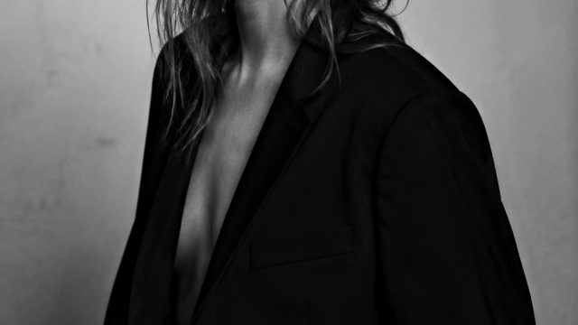 Lykke Li’s Bold Break: Redefining Freedom in Music Industry | vivo u20 memory card slot, mustikaslot