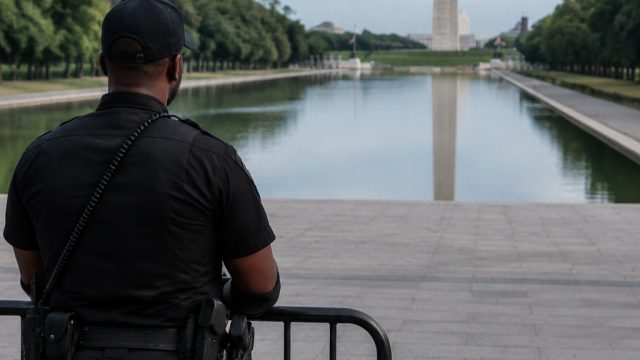 Enhanced Security Measures Implemented at Reflecting Pool Amid Vandalism Concerns | banteng merah re